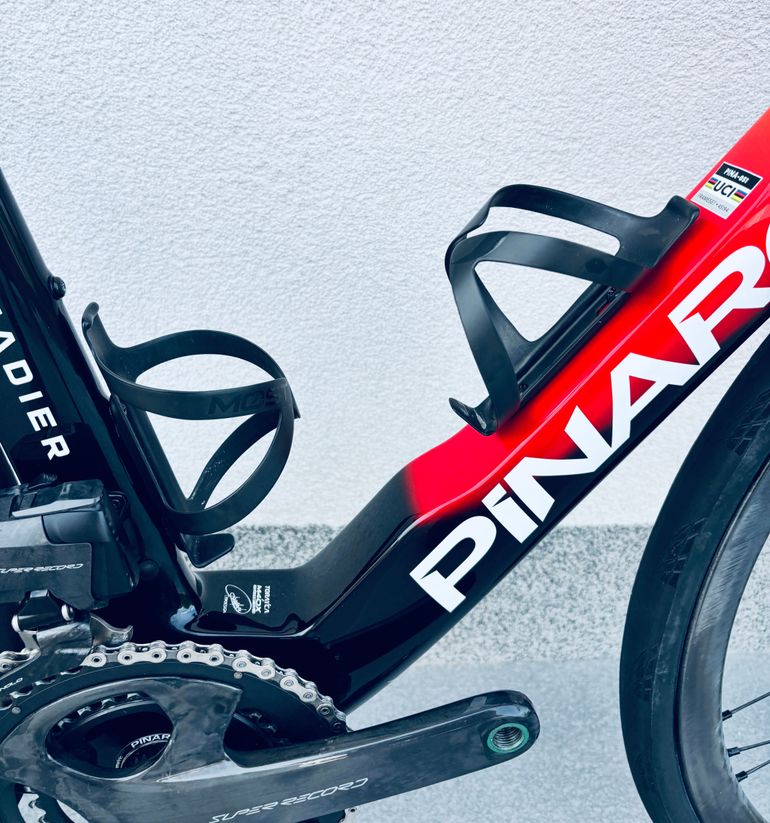 Used Pinarello Dogma F 2025 2025 Road & Gravel, Red — image 12 of 15