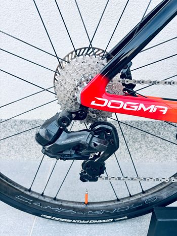 Used Pinarello Dogma F 2025 2025 Road & Gravel, Red — image 3 of 15
