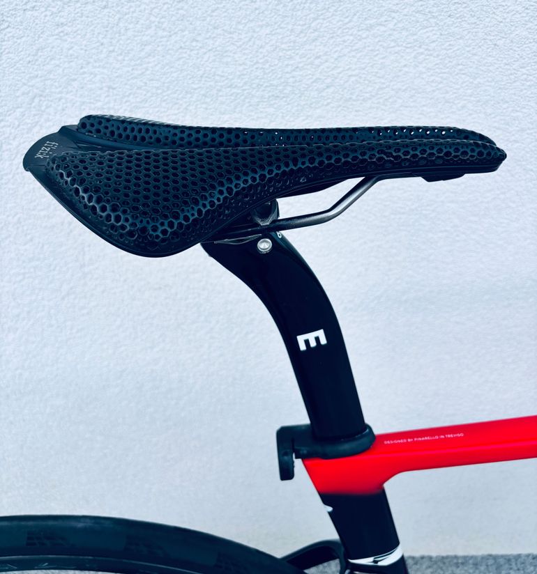 Used Pinarello Dogma F 2025 2025 Road & Gravel, Red — image 6 of 15