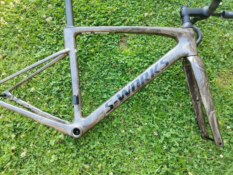 Used Specialized S-Works Roubaix SL8 - Shimano Dura-Ace Di2 2025 Frameset 2025 Road & Gravel, Light Gray — image 4 of 12