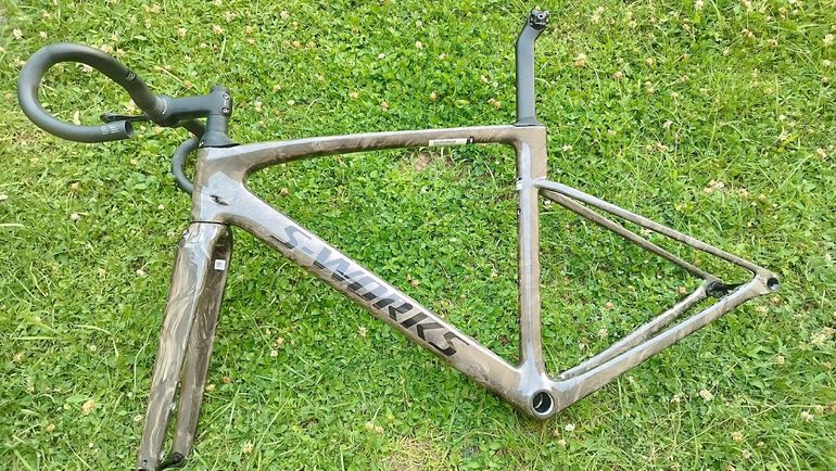 Used Specialized S-Works Roubaix SL8 - Shimano Dura-Ace Di2 2025 Frameset 2025 Road & Gravel, Light Gray — image 11 of 12