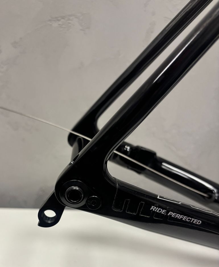 Basso Diamante Frame Set 2025 Frameset 2025 Road & Gravel de segunda mano, Rojo — imagen 15 de 16