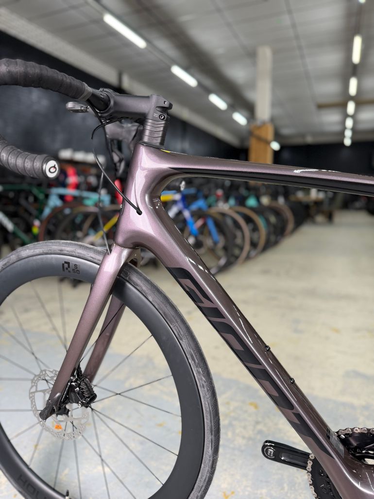 Used Giant Defy Advanced 1 2023 2023 Road & Gravel, Light Gray — image 19 of 24
