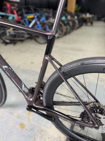 Used Giant Defy Advanced 1 2023 2023 Road & Gravel, Light Gray — image 22 of 24