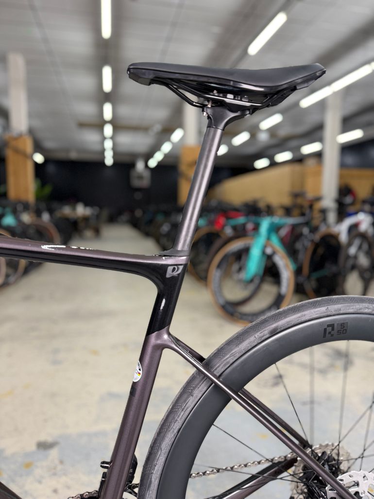 Used Giant Defy Advanced 1 2023 2023 Road & Gravel, Light Gray — image 20 of 24