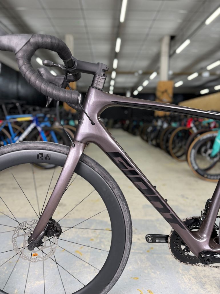 Used Giant Defy Advanced 1 2023 2023 Road & Gravel, Light Gray — image 18 of 24