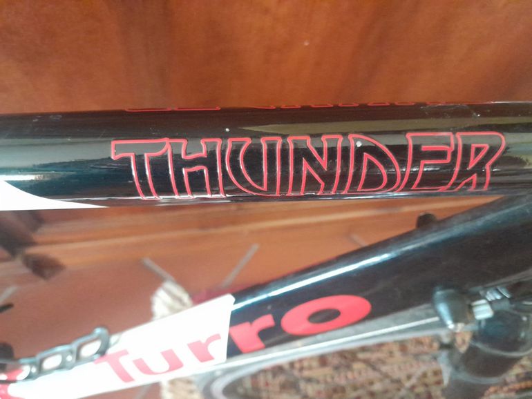 Used Thunder Custom SRAM Red 2018 Road & Gravel, Black — image 2 of 8