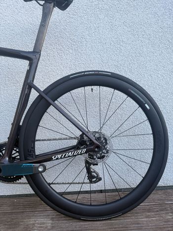 Used Specialized Tarmac SRAM Force 2025 Road & Gravel, Black — image 9 of 13
