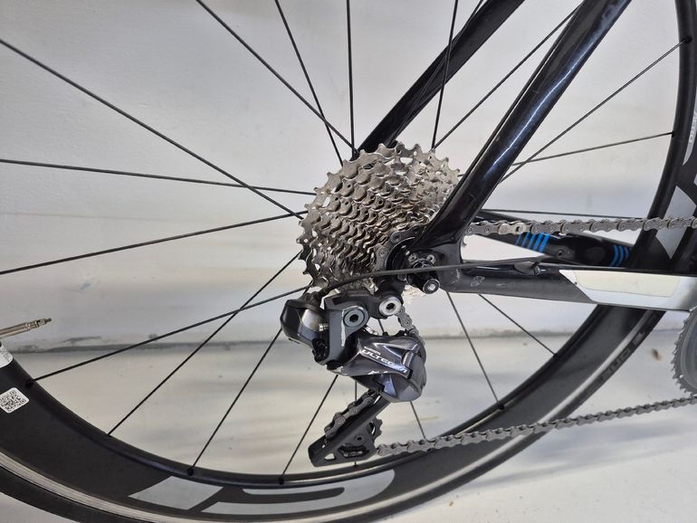 Used Giant Propel Advanced 0 2017 2017 Road & Gravel, Black — image 7 of 14