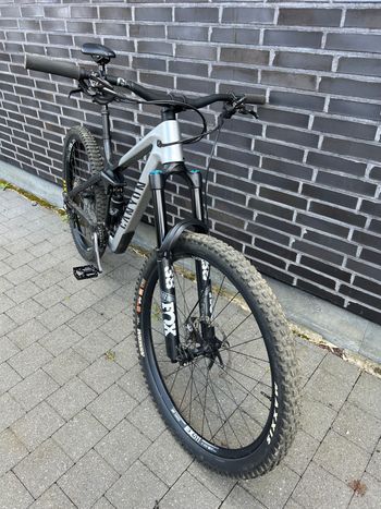 Gebrauchtes Canyon Strive CFR Underdog 2022 2022 Mountainbike, Hellgrau, 29 — Bild 3 von 11