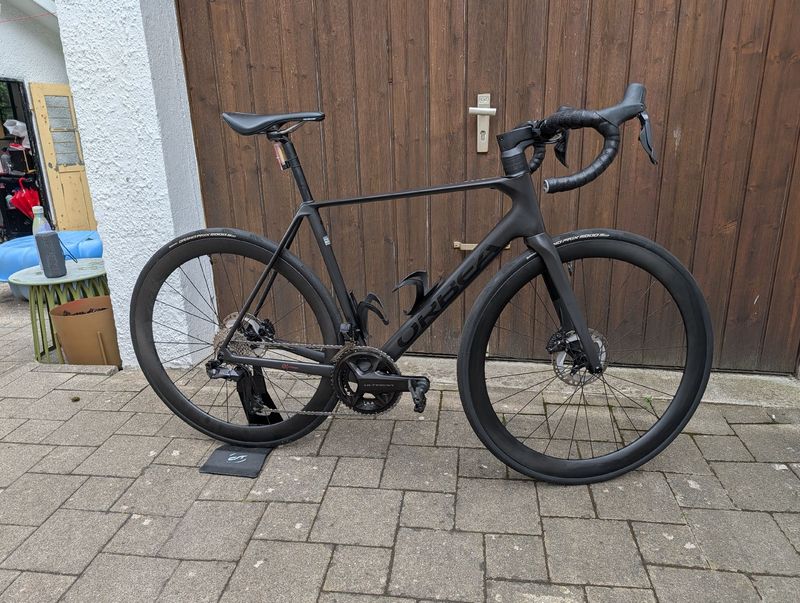 Gebrauchtes Orbea ORCA M20iTEAM 2024 2024 Road & Gravel, Schwarz — Bild 1 von 9
