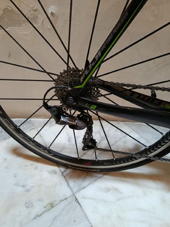 Używany Fuji Transonic 2.5 2016 2016 Road & Gravel — zdjęcie 3 z 4