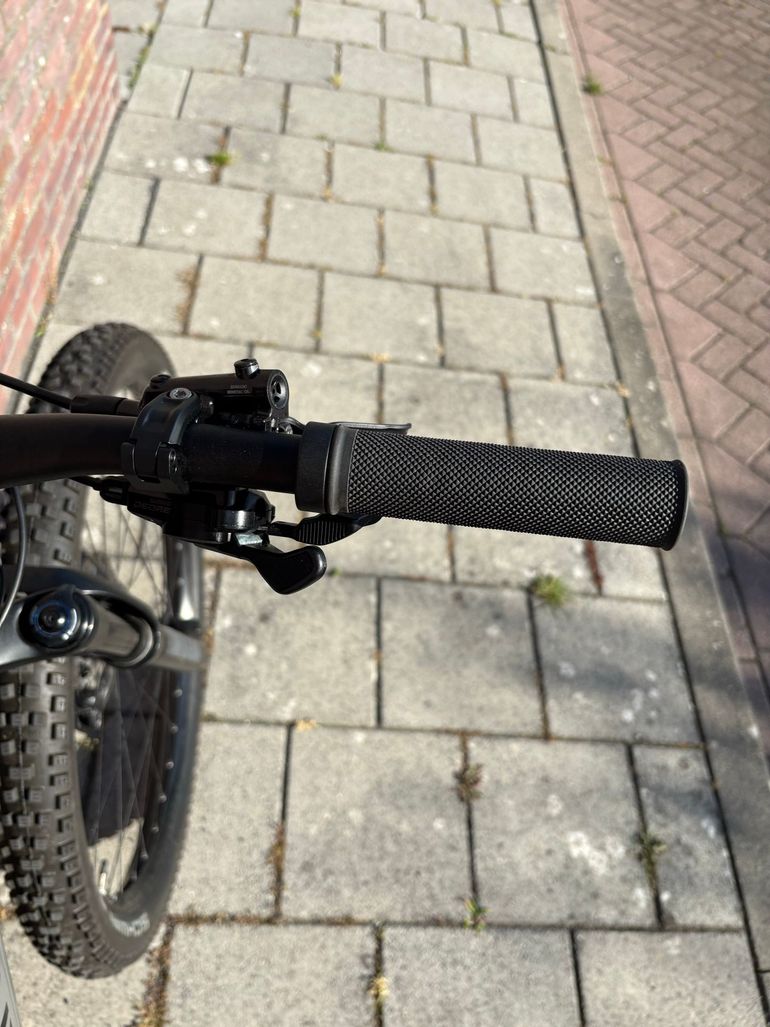Używany Canyon Neuron:ON Shimano Deore XT 2021 Mountainbike — zdjęcie 8 z 18