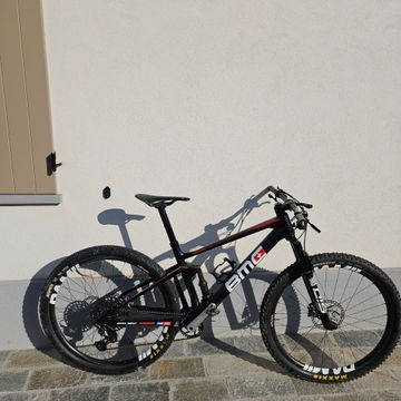 Używany BMC Fourstroke 01 TWO 2021 2021 Mountainbike — zdjęcie 2 z 8