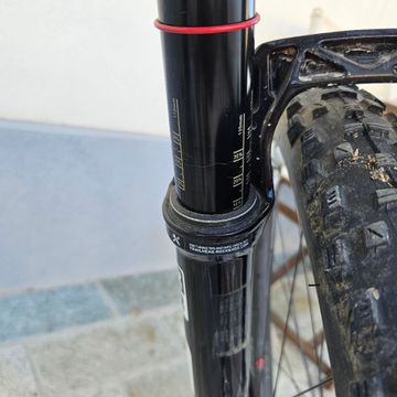Używany BMC Fourstroke 01 TWO 2021 2021 Mountainbike — zdjęcie 4 z 8