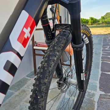 Używany BMC Fourstroke 01 TWO 2021 2021 Mountainbike — zdjęcie 8 z 8