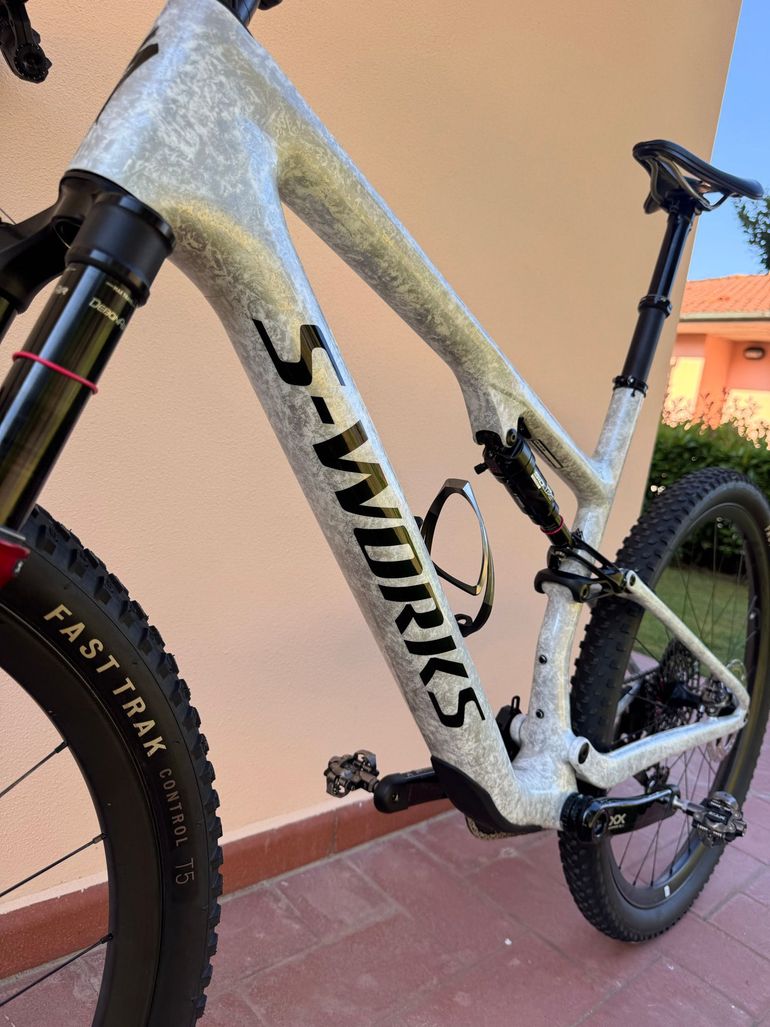 Used Specialized S-Works Epic 8 Frameset - SRAM RockShox SIDLuxe Ultimate 2026 Frameset 2026 Mountainbike, White, 29 — image 13 of 20