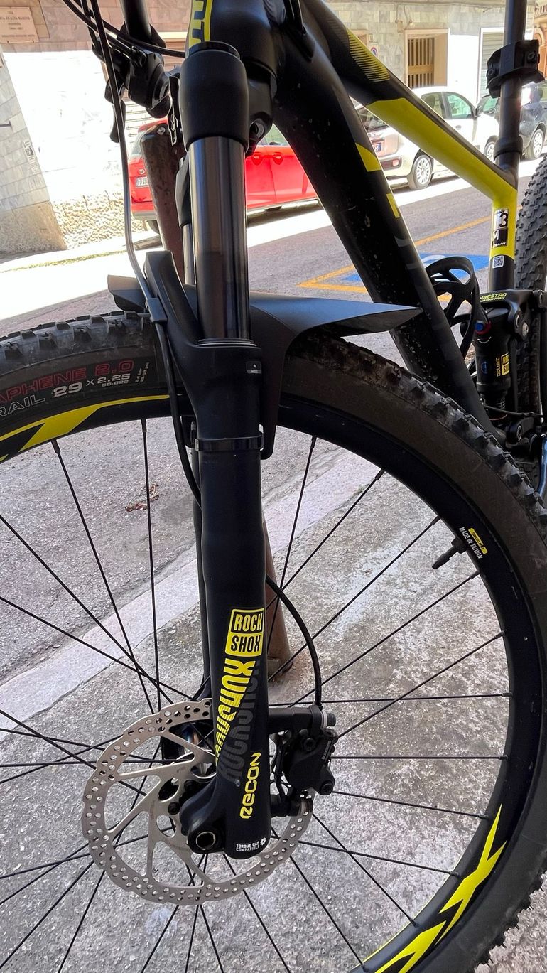 Używany Giant Anthem Shimano Deore XT 2019 Mountainbike — zdjęcie 3 z 5
