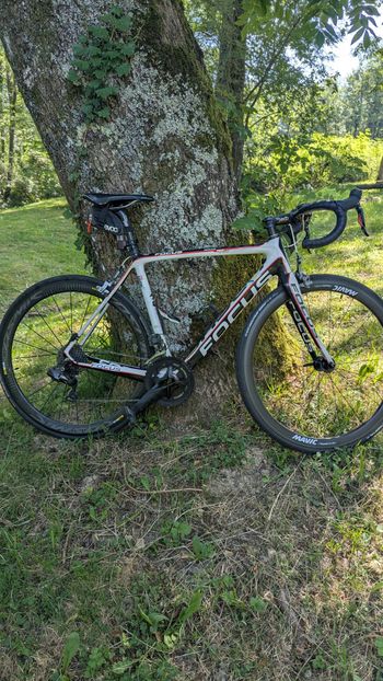 Used Focus Izalco Pro M 2017 Road & Gravel, White — image 4 of 16