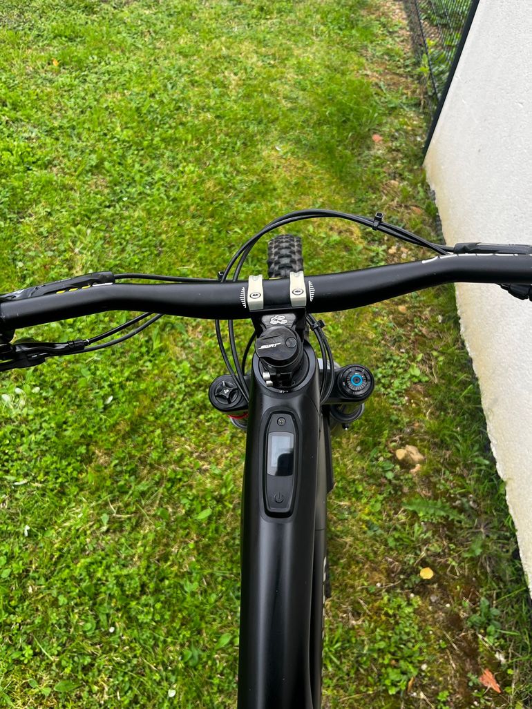 Used Specialized Turbo Levo 3 Comp Carbon 2025 2025 Mountainbike, Black — image 3 of 16