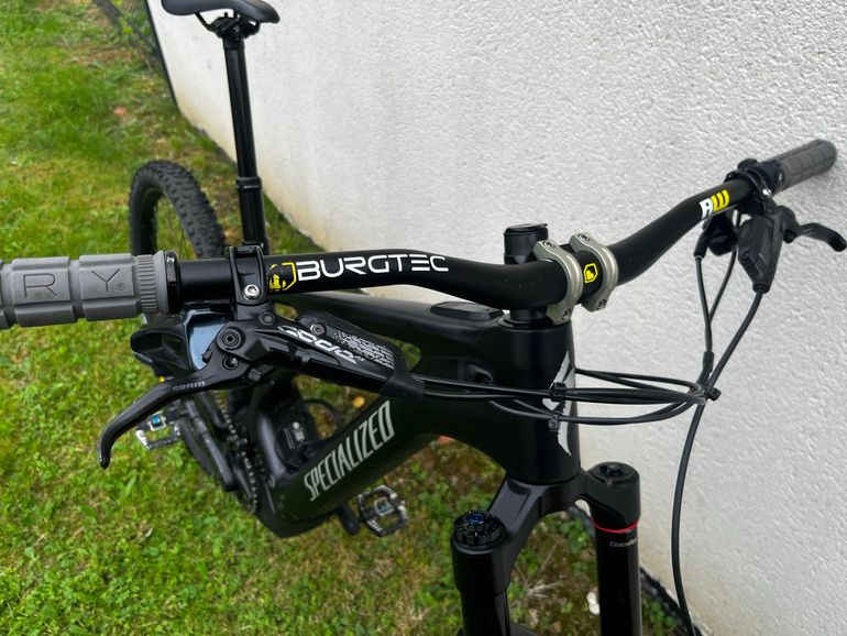 Used Specialized Turbo Levo 3 Comp Carbon 2025 2025 Mountainbike, Black — image 11 of 16
