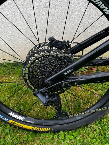 Used Specialized Turbo Levo 3 Comp Carbon 2025 2025 Mountainbike, Black — image 14 of 16