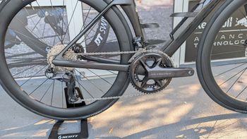 Used BMC Teammachine R 01 FOUR 2024 2024 Road & Gravel, Black — image 3 of 5