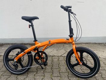Used Pacto Custom 2026 Urban, Orange — image 2 of 17