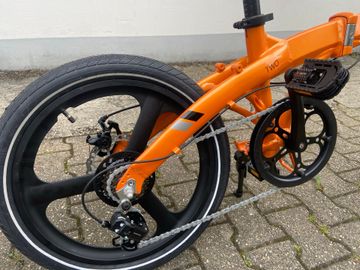Used Pacto Custom 2026 Urban, Orange — image 3 of 17