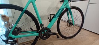 Used Bianchi Infinito CV Ultegra 2020 2020 Road & Gravel, Green — image 9 of 9