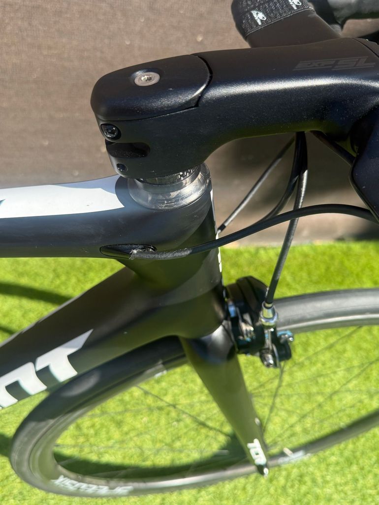 Used Giant TCR Advanced SL 2 2019 2019 Road & Gravel, Black — image 5 of 7