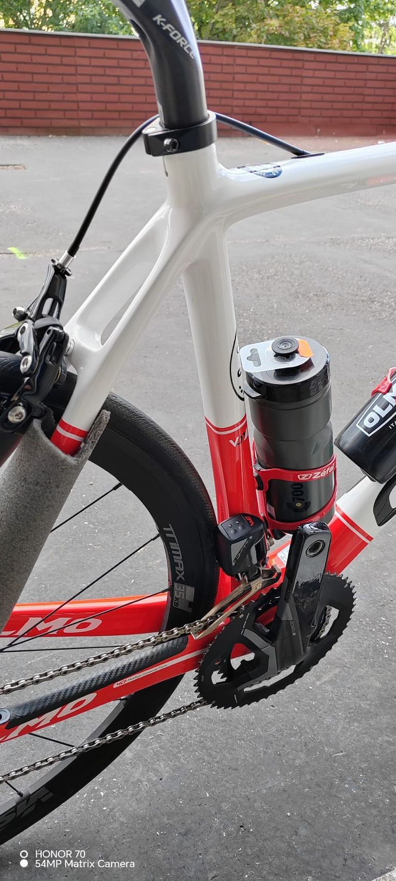 Used Olmo Custom Campagnolo Veloce 2019 Road & Gravel, White — image 4 of 8