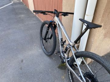 Used Berria MAKO 5 2022 2022 Mountainbike, Light Gray, 29 — image 2 of 3