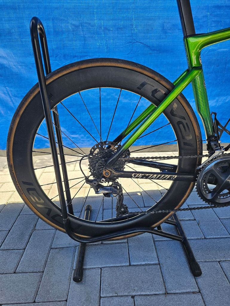 Używany Specialized Tarmac Shimano Ultegra 2023 Road & Gravel — zdjęcie 23 z 27
