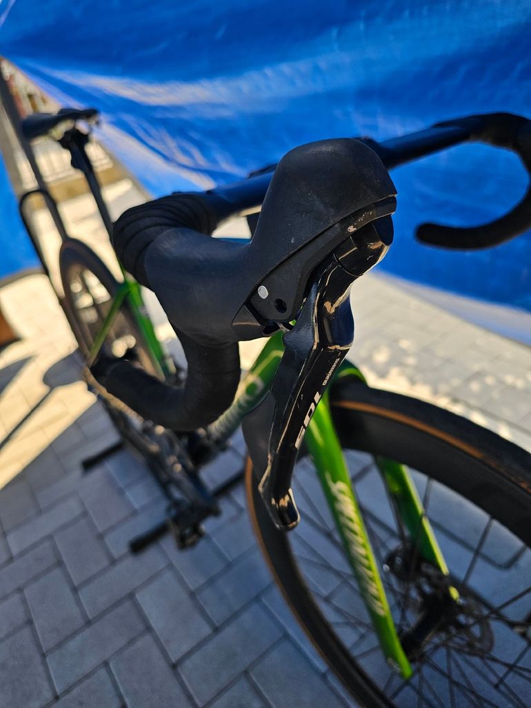 Używany Specialized Tarmac Shimano Ultegra 2023 Road & Gravel — zdjęcie 26 z 27