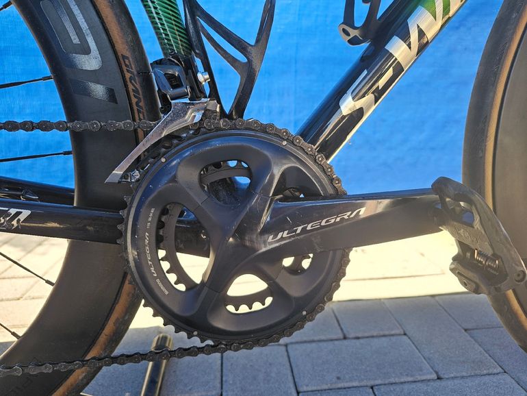 Używany Specialized Tarmac Shimano Ultegra 2023 Road & Gravel — zdjęcie 19 z 27