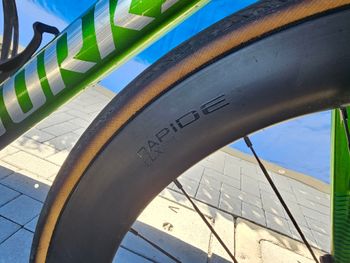 Używany Specialized Tarmac Shimano Ultegra 2023 Road & Gravel — zdjęcie 22 z 27