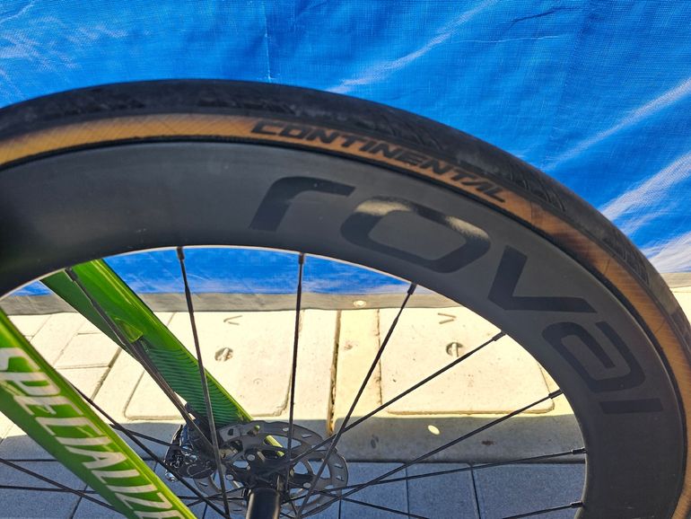 Używany Specialized Tarmac Shimano Ultegra 2023 Road & Gravel — zdjęcie 21 z 27