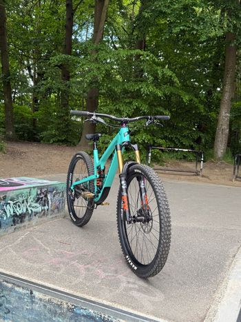 Used Propain Tyee CF 29 Highend 2022 2022 Mountainbike, Blue — image 5 of 6