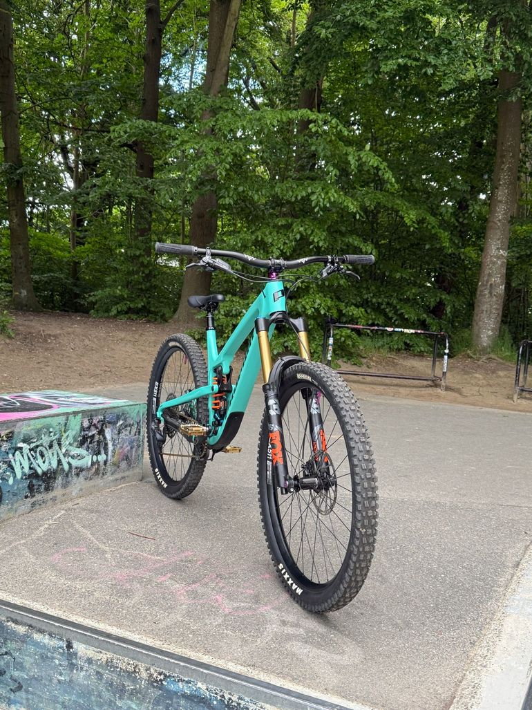 Used Propain Tyee CF 29 Highend 2022 2022 Mountainbike, Blue — image 5 of 6
