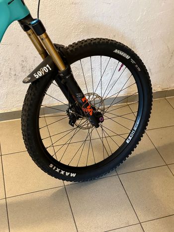 Used Propain Tyee CF 29 Highend 2022 2022 Mountainbike, Blue — image 4 of 6