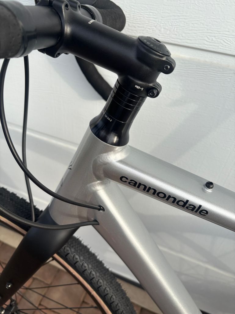 Used Cannondale Topstone Apex 1 2025 2025 Road & Gravel, White — image 8 of 21