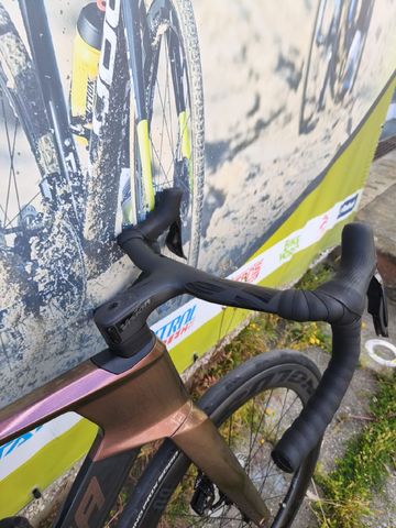 Used Merida REACTO 8000 2027 2027 Road & Gravel, Purple — image 2 of 5
