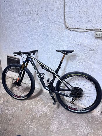 Used Canyon Lux CF 6 2021 2021 Mountainbike, Black — image 6 of 6