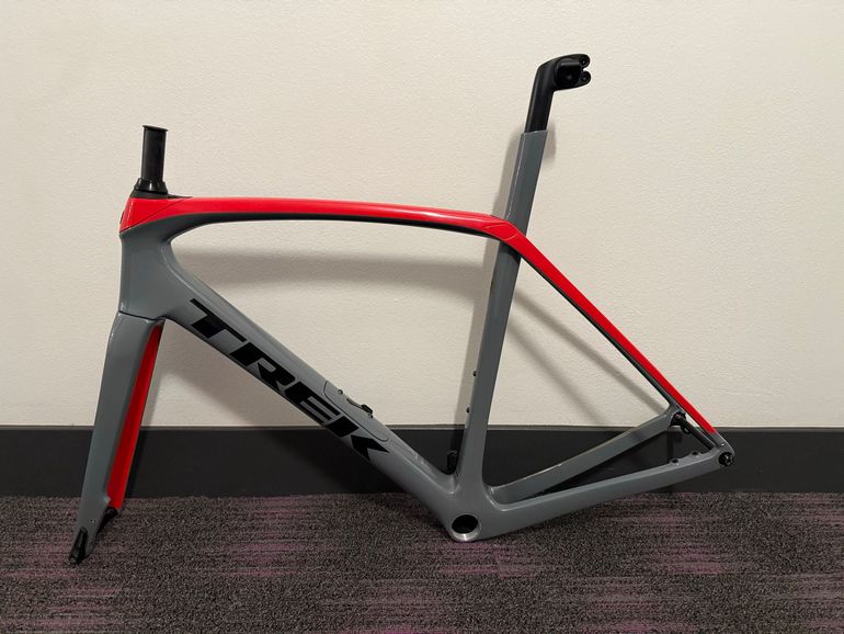 Used Trek Domane SL Disc Frameset 2021 Frameset 2021 Road & Gravel, Light Gray — image 5 of 13