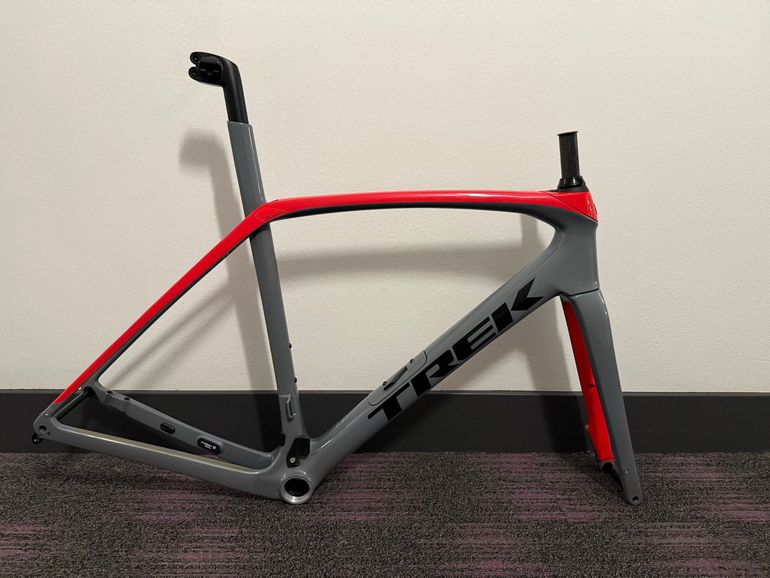 Used Trek Domane SL Disc Frameset 2021 Frameset 2021 Road & Gravel, Light Gray — image 1 of 13