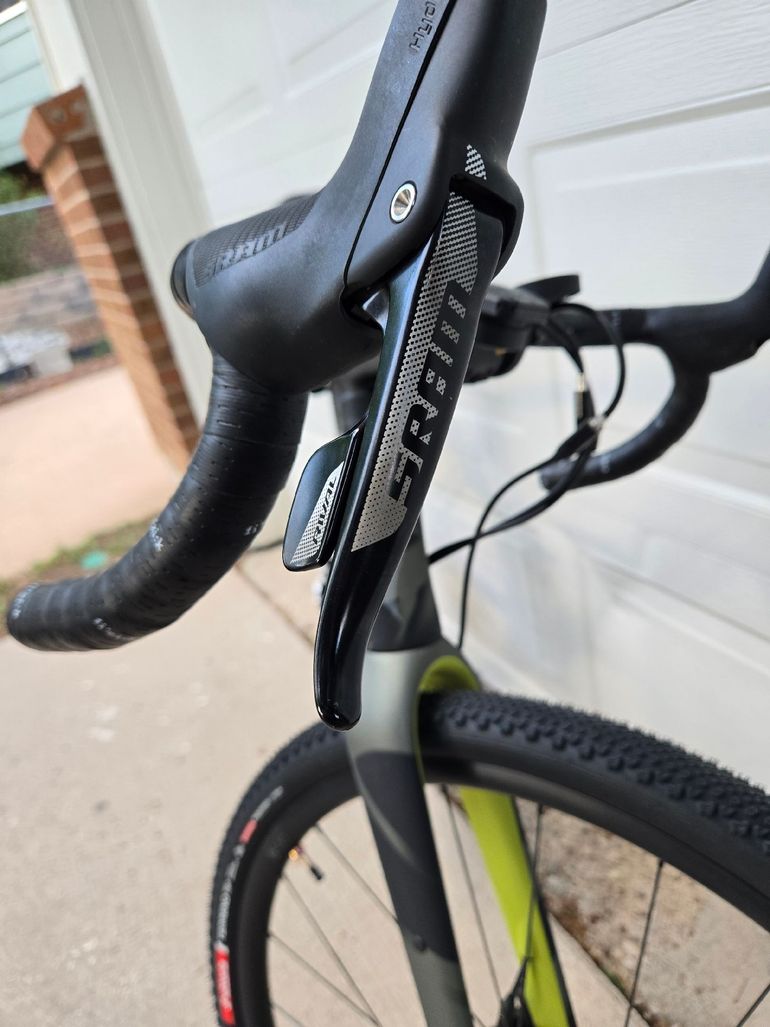 Used Specialized Diverge Comp Carbon 2022 2022 Road & Gravel, Green — image 5 of 8
