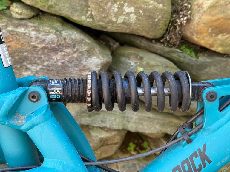 Used Diamondback Atroz 1 2023 2023 Mountainbike, Blue, 27.5 — image 5 of 7