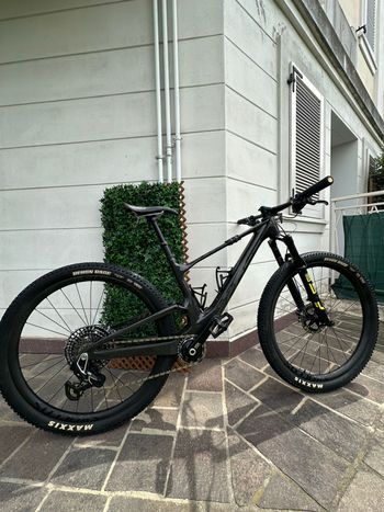 Used Scott Spark RC World Cup EVO TR 2024 2024 Mountainbike, Black, 29 — image 7 of 12