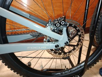 Used Focus SAM² 6.8 2025 2025 Mountainbike, Light Gray, 29, 27.5 — image 11 of 11